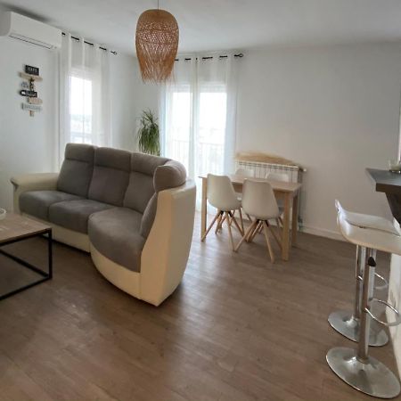 Appartement T2 Proche Centre Ville Istres Kültér fotó