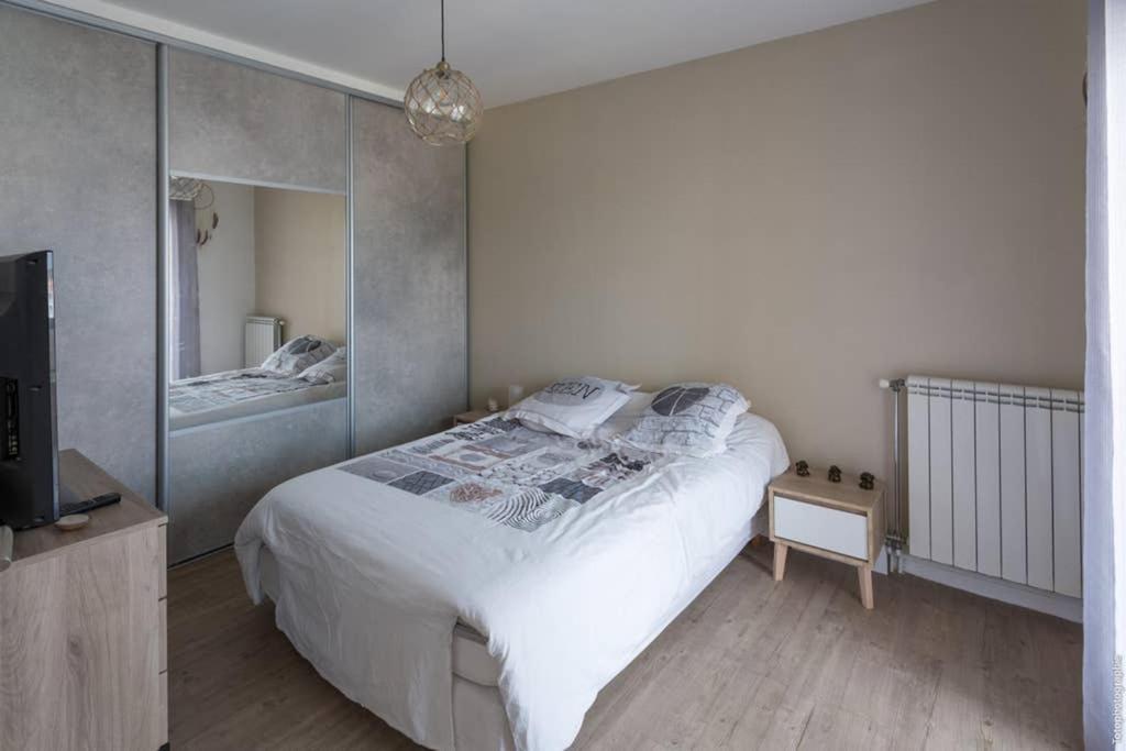 Appartement T2 Proche Centre Ville Istres Kültér fotó