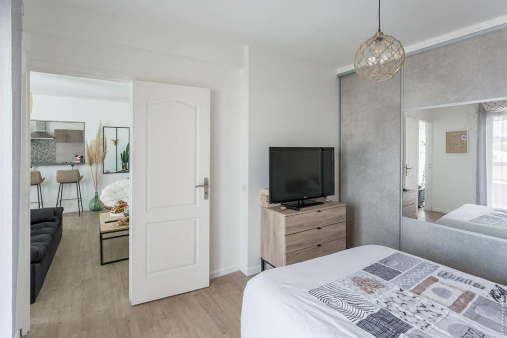 Appartement T2 Proche Centre Ville Istres Kültér fotó